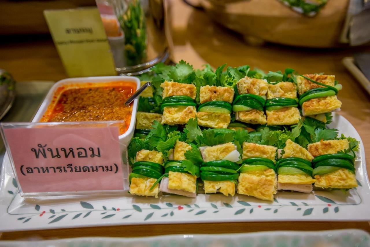Loei Village Hotel Bagian luar foto